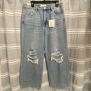 NWT LOVERVET / Super High Rise Wide Leg Destroyed Jeans Size 31
